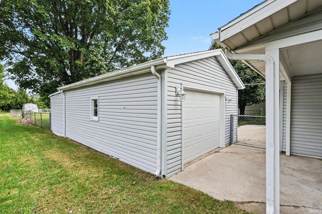 708 W Superior Street, Osceola, IN 46561