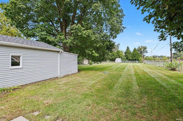 708 W Superior Street, Osceola, IN 46561