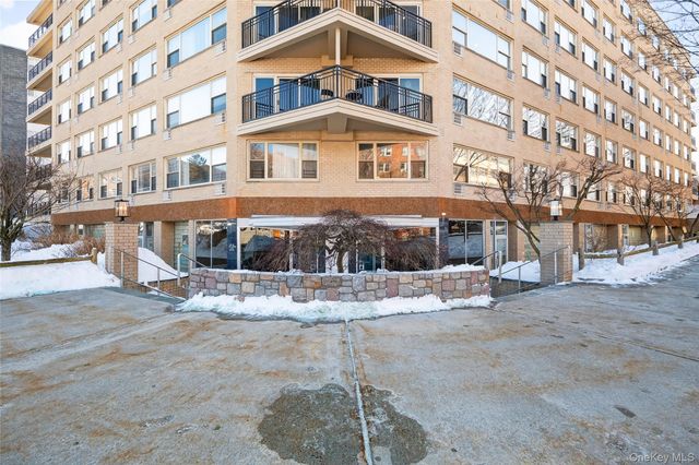 12 Old Mamaroneck Road 2G, White Plains, NY 10605