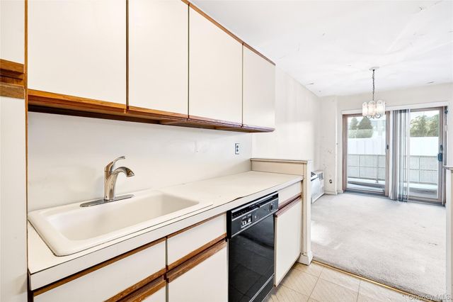 12 Old Mamaroneck Road 2G, White Plains, NY 10605