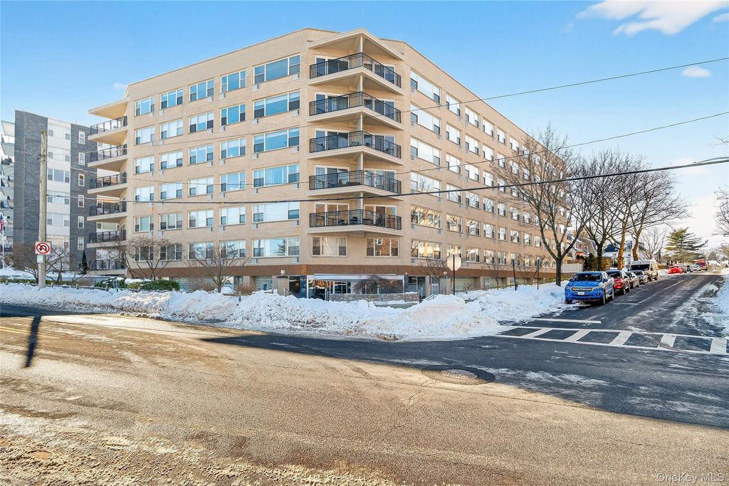 12 Old Mamaroneck Road 2G, White Plains, NY 10605