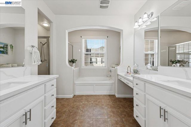 3709 Whitworth Dr, Dublin, CA 94568
