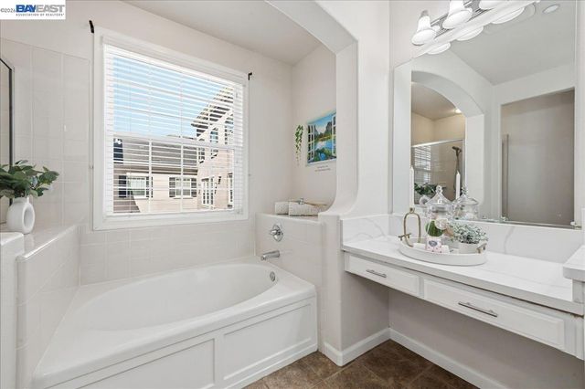 3709 Whitworth Dr, Dublin, CA 94568
