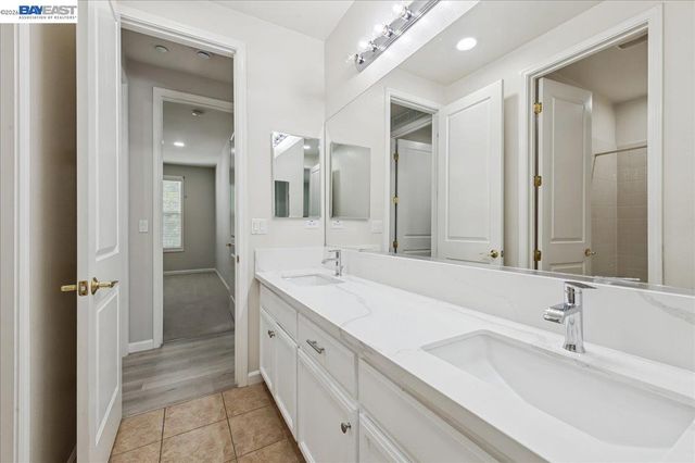 3709 Whitworth Dr, Dublin, CA 94568