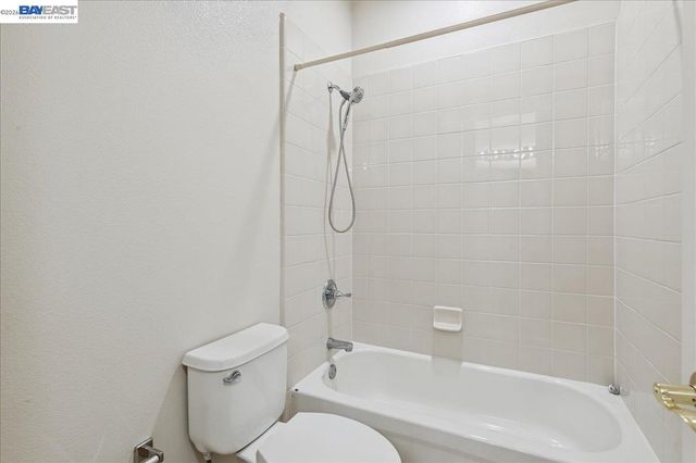 3709 Whitworth Dr, Dublin, CA 94568