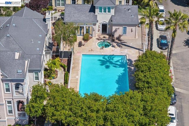 3709 Whitworth Dr, Dublin, CA 94568