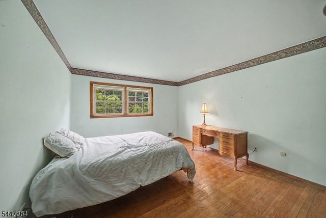 150 Orben Dr, Mount Arlington Boro, NJ 07850