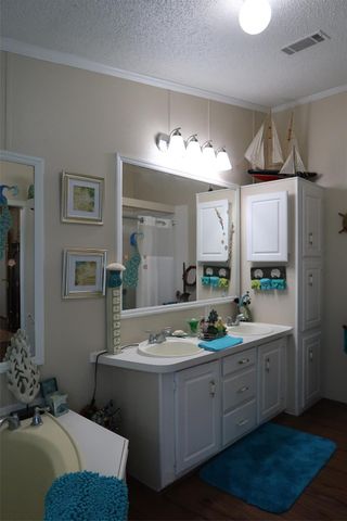 166 Parkpine, Livingston, TX 77351