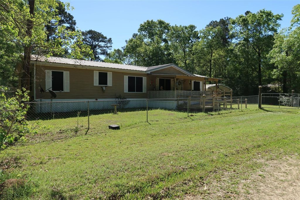 166 Parkpine, Livingston, TX 77351