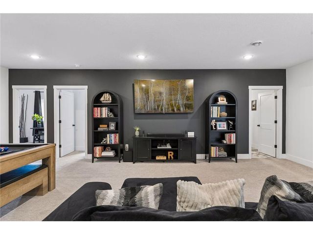 899 Gavin Pass, Hudson, WI 54016