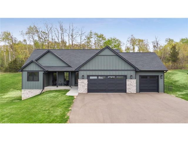 899 Gavin Pass, Hudson, WI 54016
