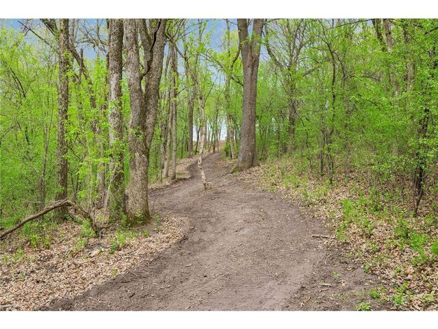 899 Gavin Pass, Hudson, WI 54016