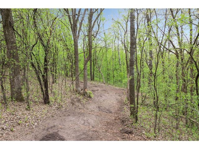 899 Gavin Pass, Hudson, WI 54016