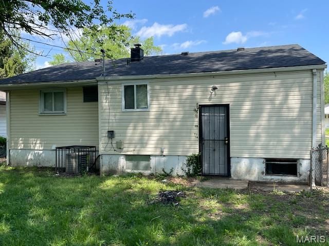 146 Roderick Drive, St Louis, MO 63137