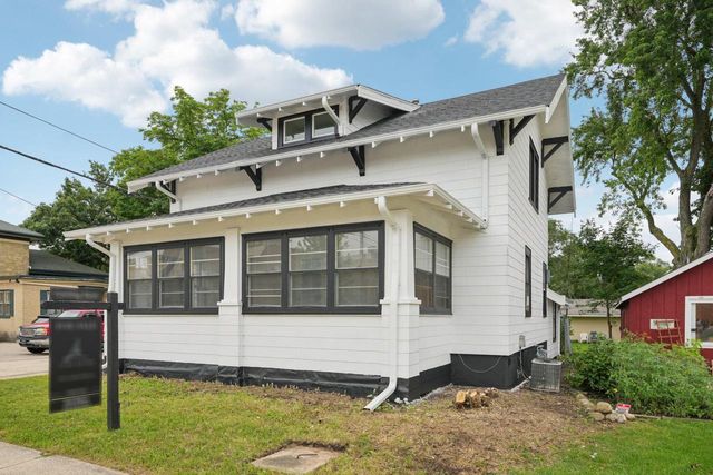 7 W Geneva STREET, Elkhorn, WI 53121