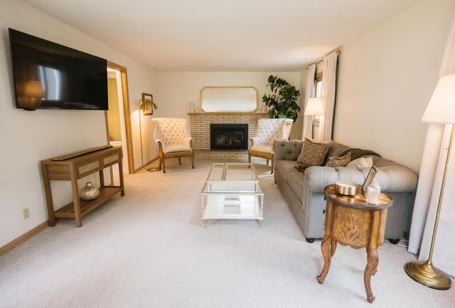 4504 Rutledge Avenue, Edina, MN 55436