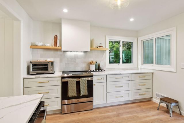 4504 Rutledge Avenue, Edina, MN 55436