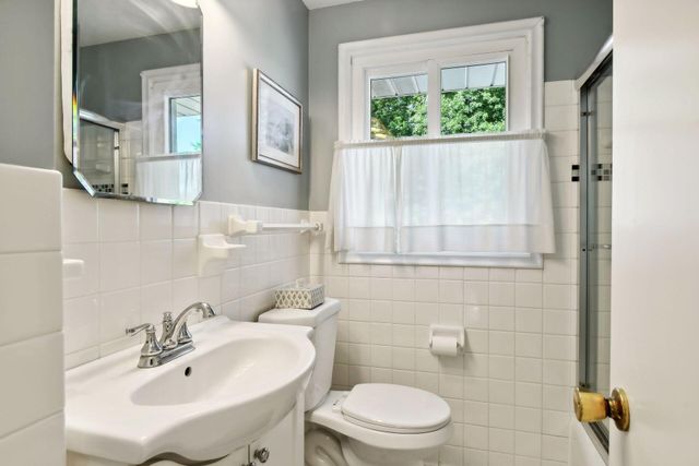 4504 Rutledge Avenue, Edina, MN 55436