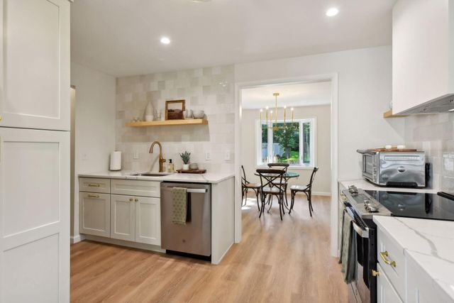 4504 Rutledge Avenue, Edina, MN 55436