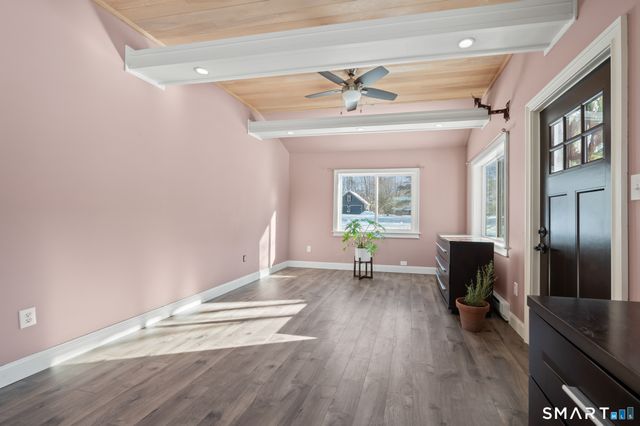 14 Meadow Crest Drive, Woodbury, CT 06798