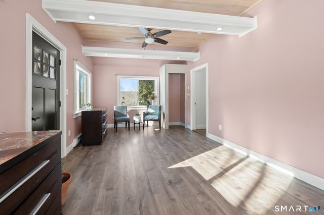 14 Meadow Crest Drive, Woodbury, CT 06798