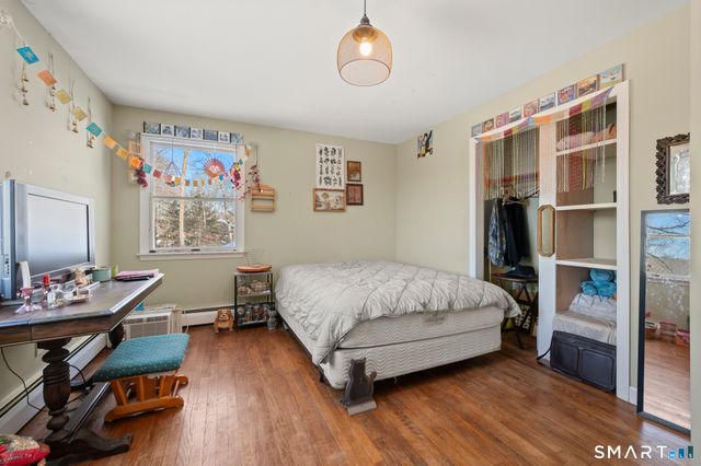 14 Meadow Crest Drive, Woodbury, CT 06798