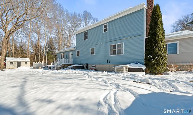 14 Meadow Crest Drive, Woodbury, CT 06798