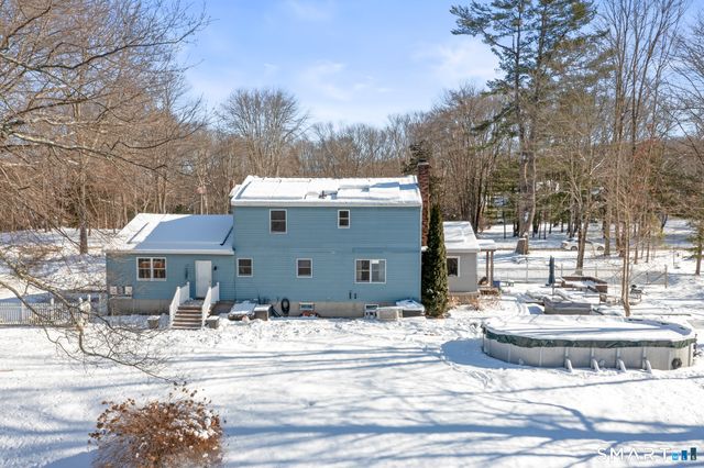 14 Meadow Crest Drive, Woodbury, CT 06798