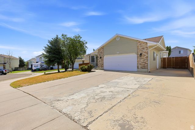 5463 W STARFLOWER WAY, West Jordan, UT 84081
