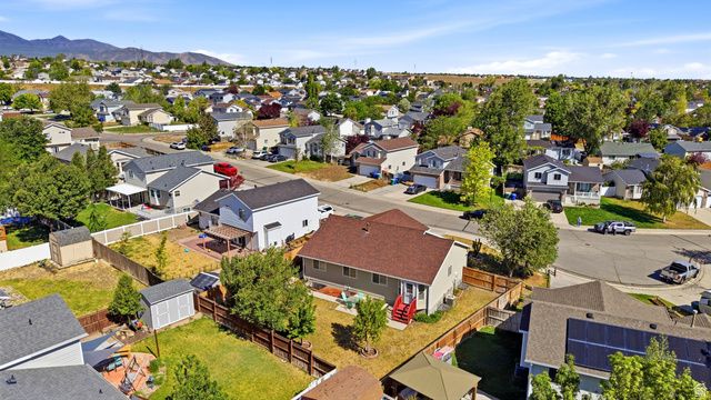 5463 W STARFLOWER WAY, West Jordan, UT 84081