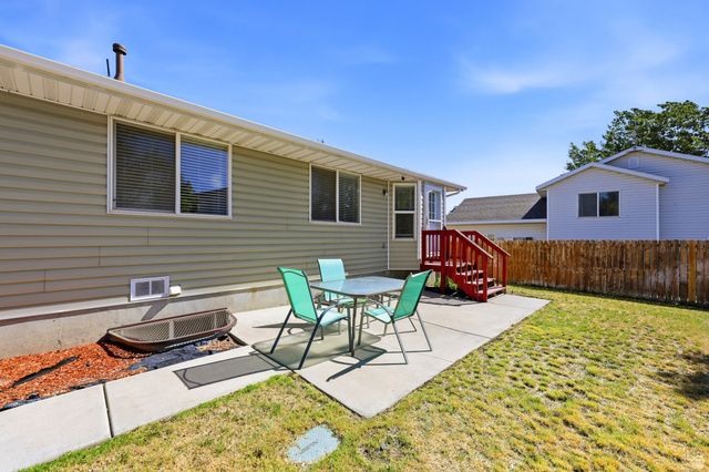 5463 W STARFLOWER WAY, West Jordan, UT 84081