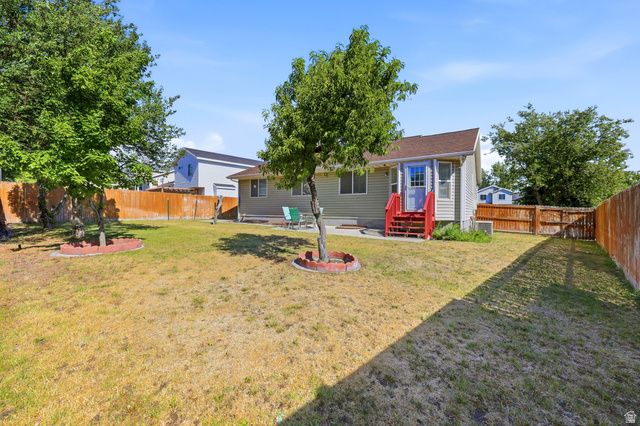 5463 W STARFLOWER WAY, West Jordan, UT 84081