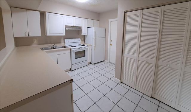 6043 CRAFTON DRIVE, Lakeland, FL 33809