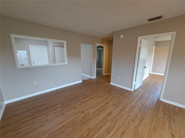 6043 CRAFTON DRIVE, Lakeland, FL 33809