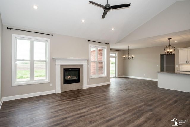 11140 S Custer Road, Raisinville Twp, MI 48161