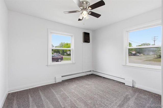 26375 Waldorf Street, Roseville, MI 48066