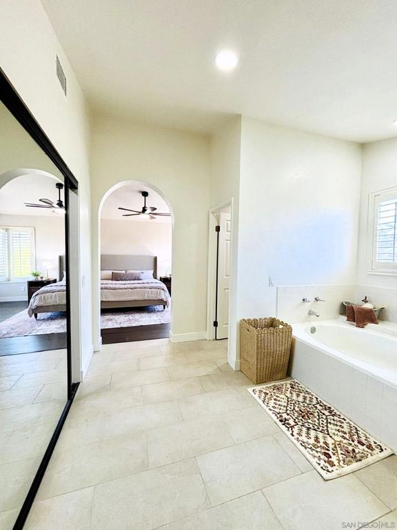 Image 42 of property listing at 672 CHATEAU PLACE, Escondido, CA 92029