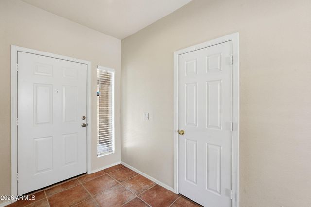 6804 W BRONCO Trail, Peoria, AZ 85383