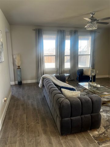 1128 Red Hawk Lane, Forney, TX 75126