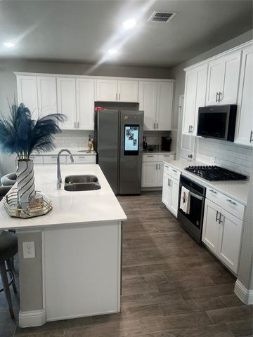 1128 Red Hawk Lane, Forney, TX 75126