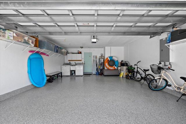 4 Ironwood Way N, Palm Beach Gardens, FL 33418