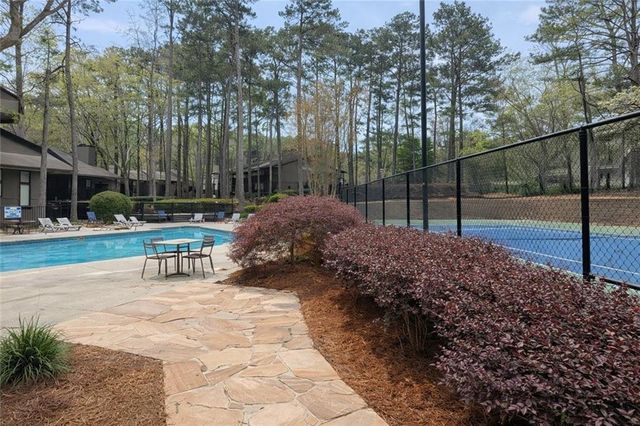 2408 Cumberland Court SE 2408, Smyrna, GA 30080