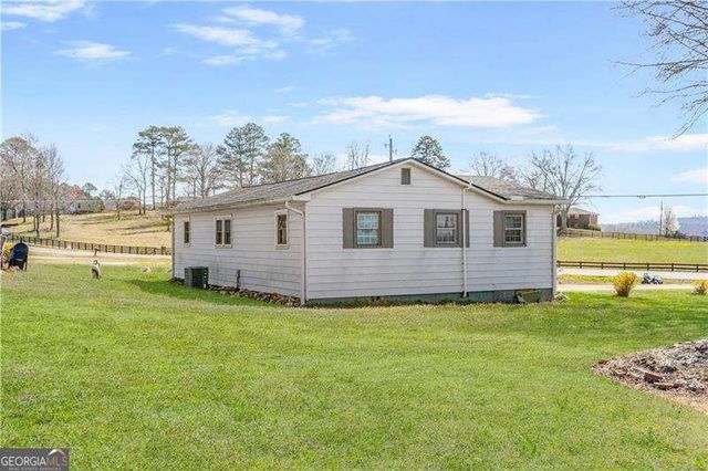 702 Buttermilk Road SW, Cave Spring, GA 30124