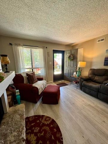 130 Starboard Drive Unit 1, Kimberling City, MO 65686