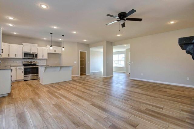 2013 S Edgewood Court, Ozark, MO 65721