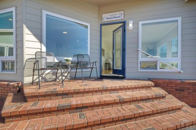 6506 Oceanview Drive, Carlsbad, CA 92011