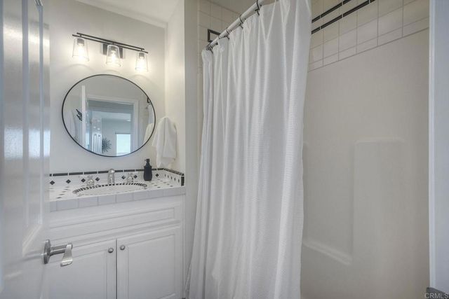 6506 Oceanview Drive, Carlsbad, CA 92011