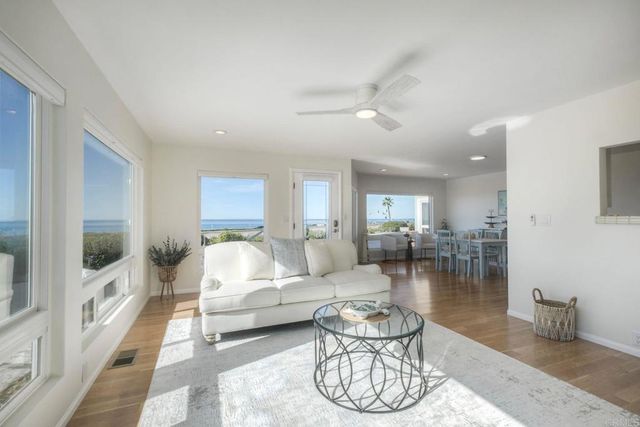 6506 Oceanview Drive, Carlsbad, CA 92011