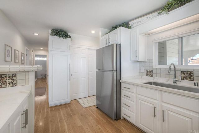 6506 Oceanview Drive, Carlsbad, CA 92011