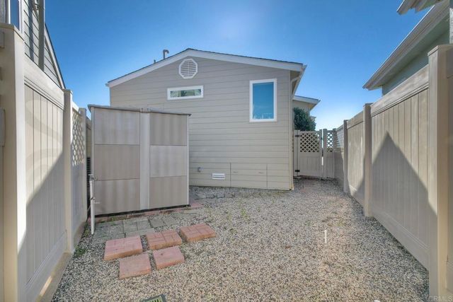 6506 Oceanview Drive, Carlsbad, CA 92011